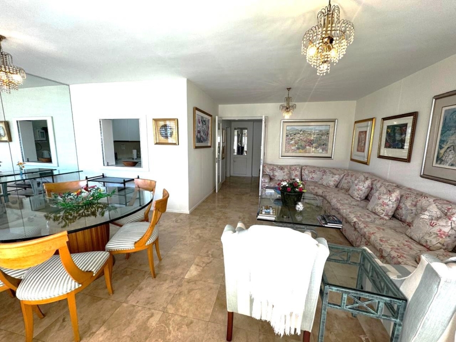 To Let 2 Bedroom Property for Rent in Sea Point Western Cape